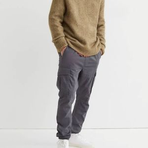 Men's cargo joggers